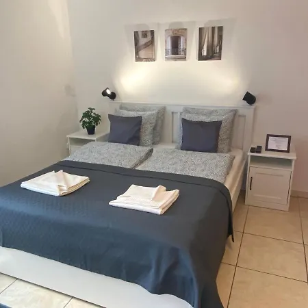 Lillybeth - Balaton Guest house 3*