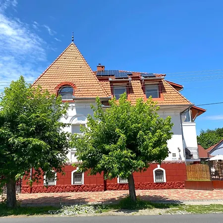 Lillybeth - Balaton Guest house Keszthely